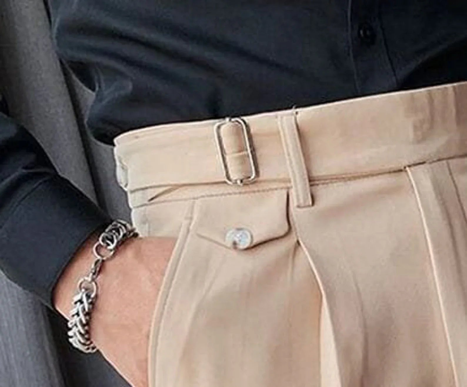 the beige pant